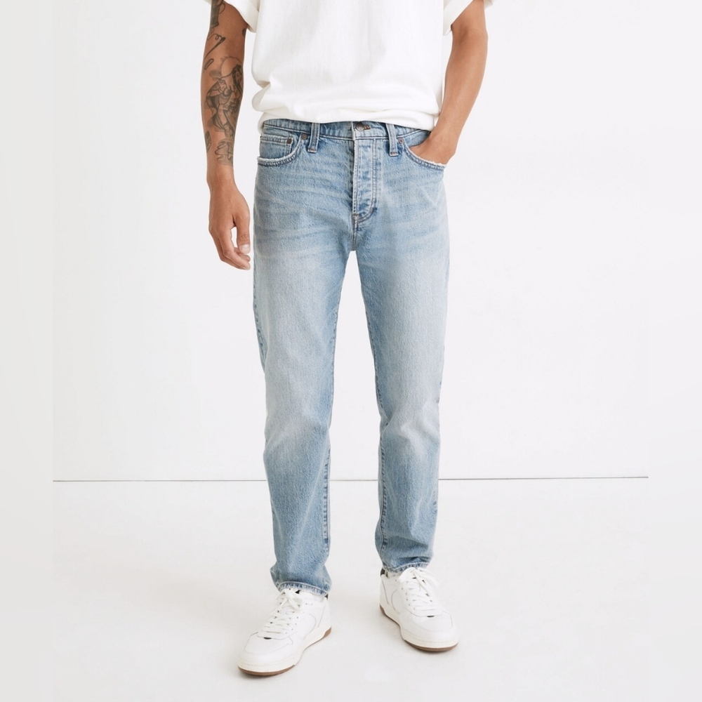 Madewell Men's Straight Jeans in Light Blue Wash